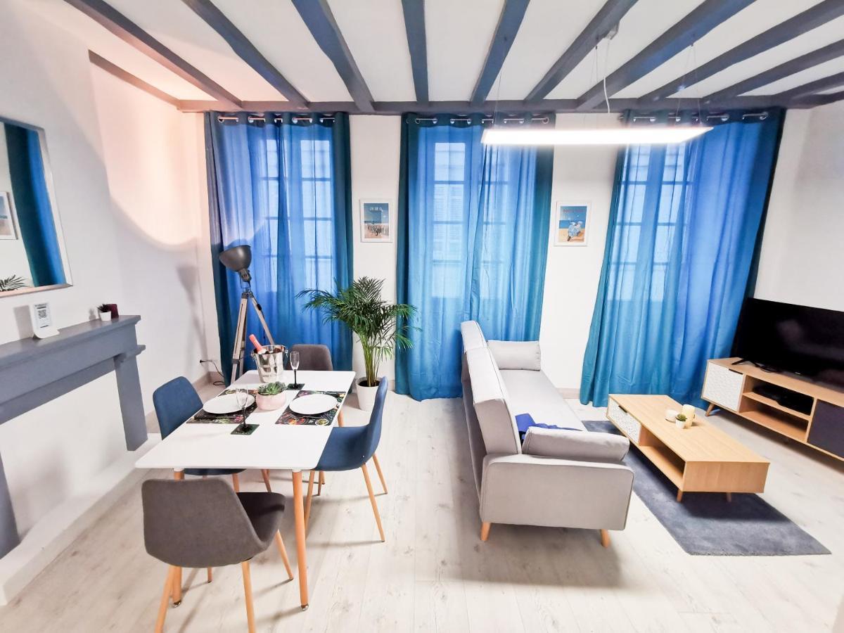 Appartement Ma Douce Charente - Superbe T3 Design Et Fonctionnel - Hyper Centre A Saintes Exteriör bild