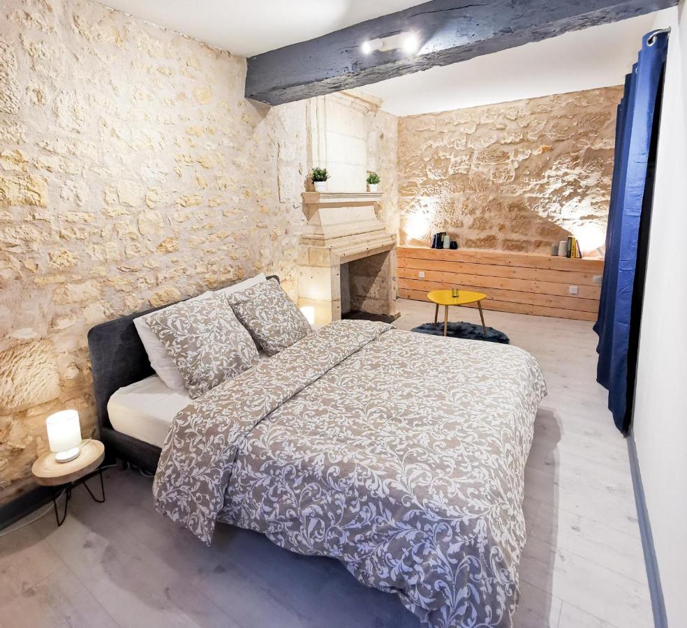 Appartement Ma Douce Charente - Superbe T3 Design Et Fonctionnel - Hyper Centre A Saintes Exteriör bild